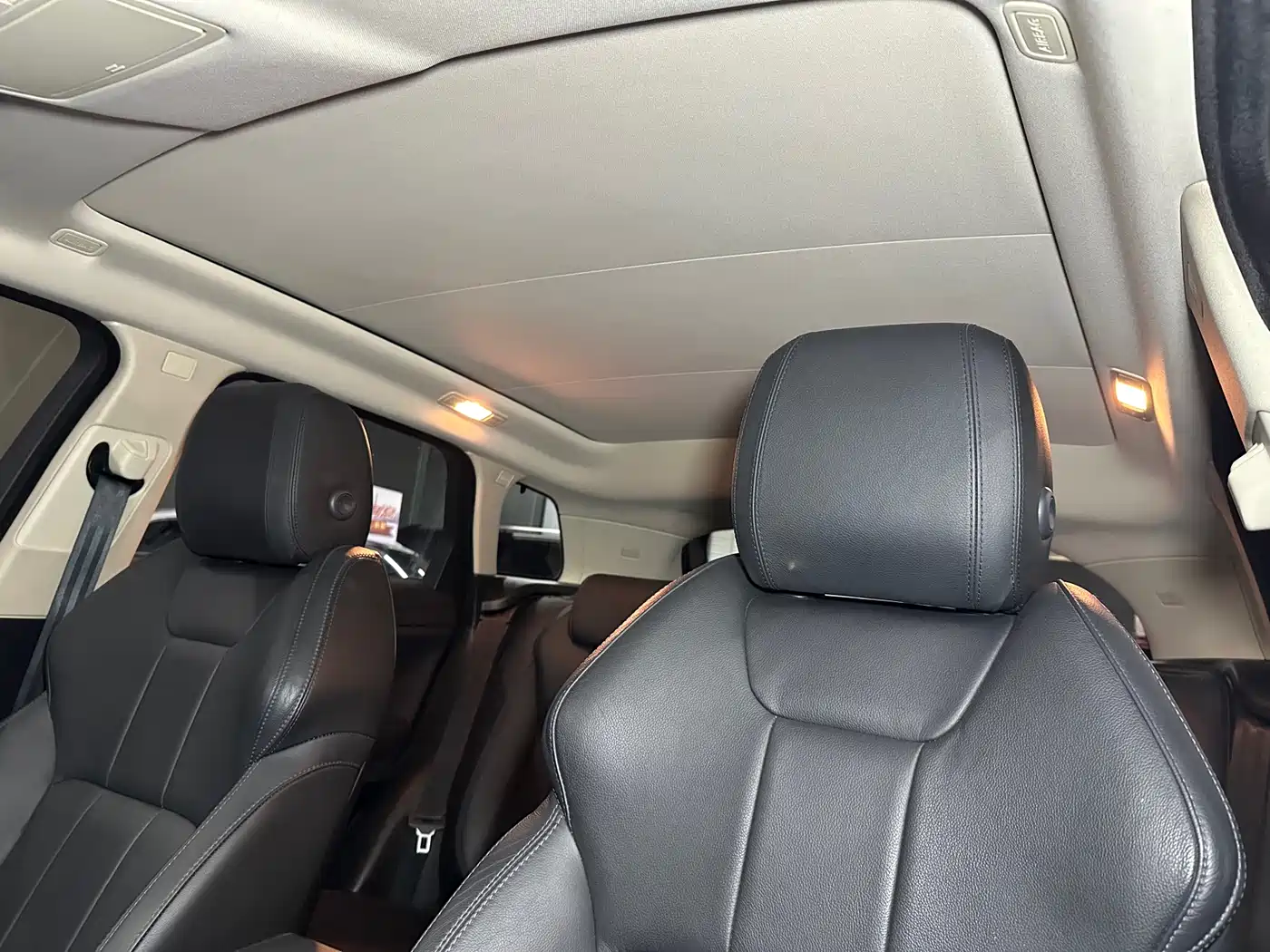 Land Rover Range Rover Evoque 2016 2.0T PURE Style фото 8