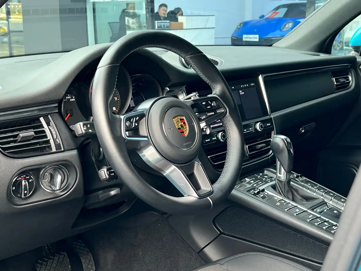 Porsche Macan 2021 Macan 2.0T фото 11