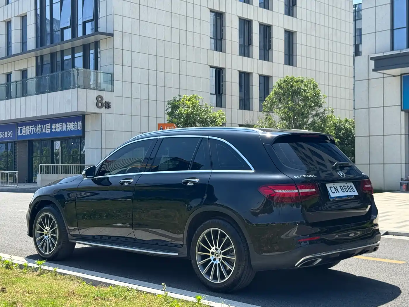 Mercedes-Benz GLC 2019 GLC 260 L 4MATIC Luxury фото 25