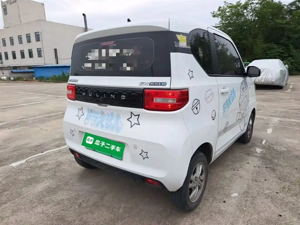 Фото 7 - Wuling Motors Hongguang MINIEV