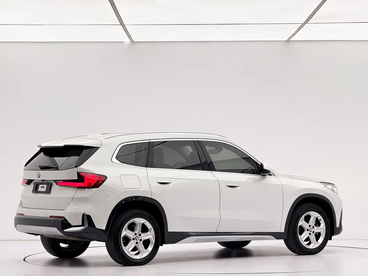 BMW X1 2023 sDrive20Li X Design Package фото 4