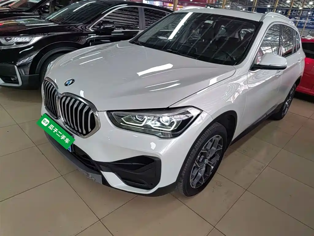 BMW X1 2022 sDrive25Li Leading фото 2