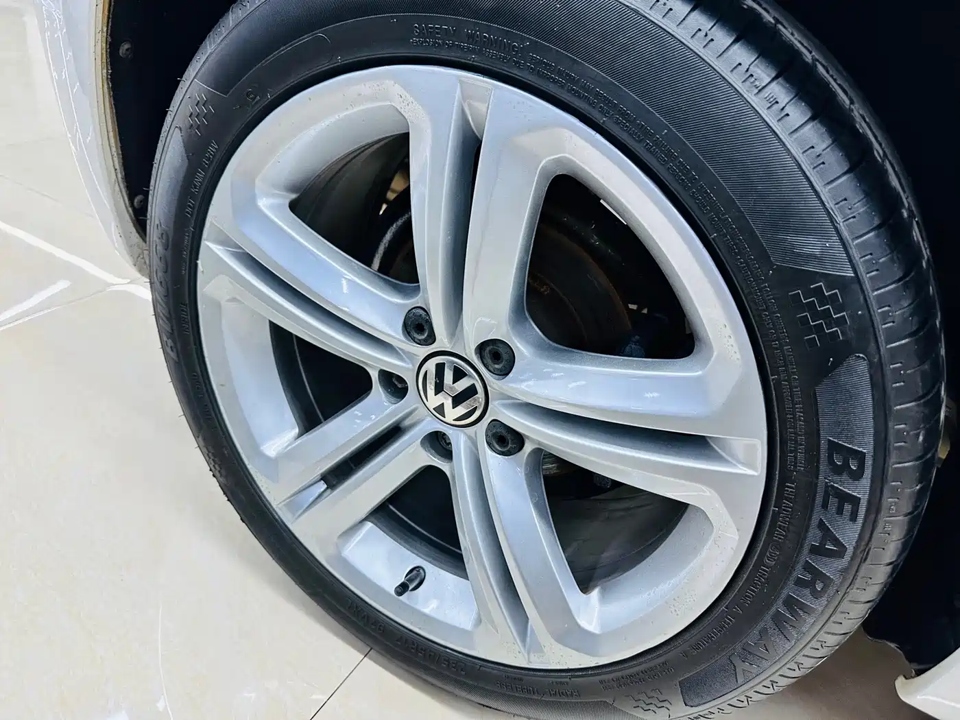 Volkswagen Scirocco 2011 2.0TSI R-Line фото 12