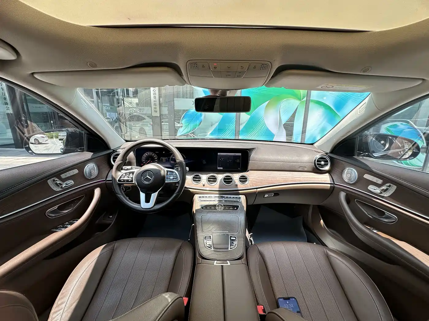 Mercedes-Benz E-Class 2020 E 300 L Luxury Model фото 7