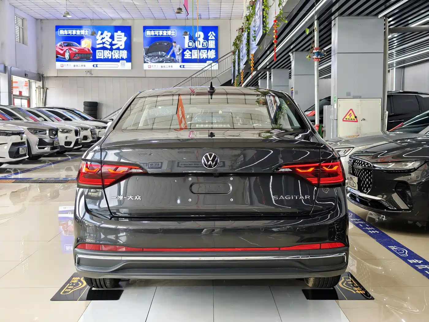 Volkswagen Sagitar 2025 Model Year Facelift 200TSI DSG Soaring Edition фото 4