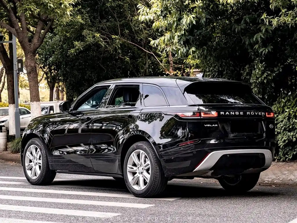 Land Rover Range Rover Velar 2022 250PS Golden Collector's Edition фото 12