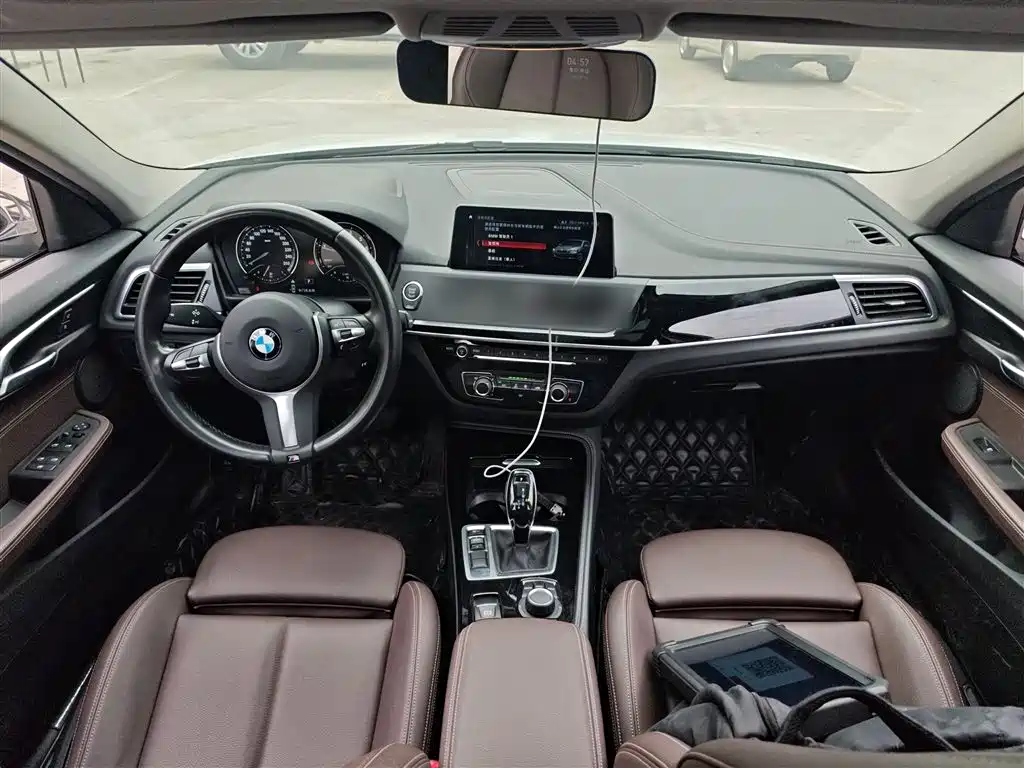 BMW 1 Series 2020 Model 120i M Sport Package фото 10