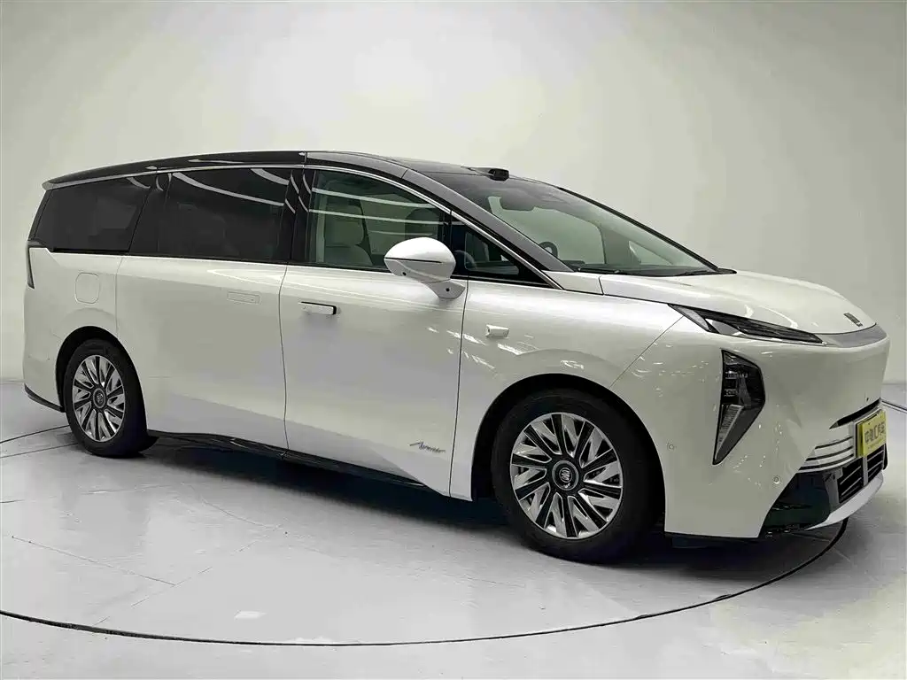 Buick Zhijing Shijia 2026 Model PHEV Base Version фото 3