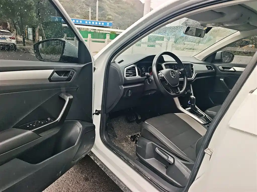 Volkswagen T-ROC 2022 280TSI DSG 2WD Elite PLUS фото 14