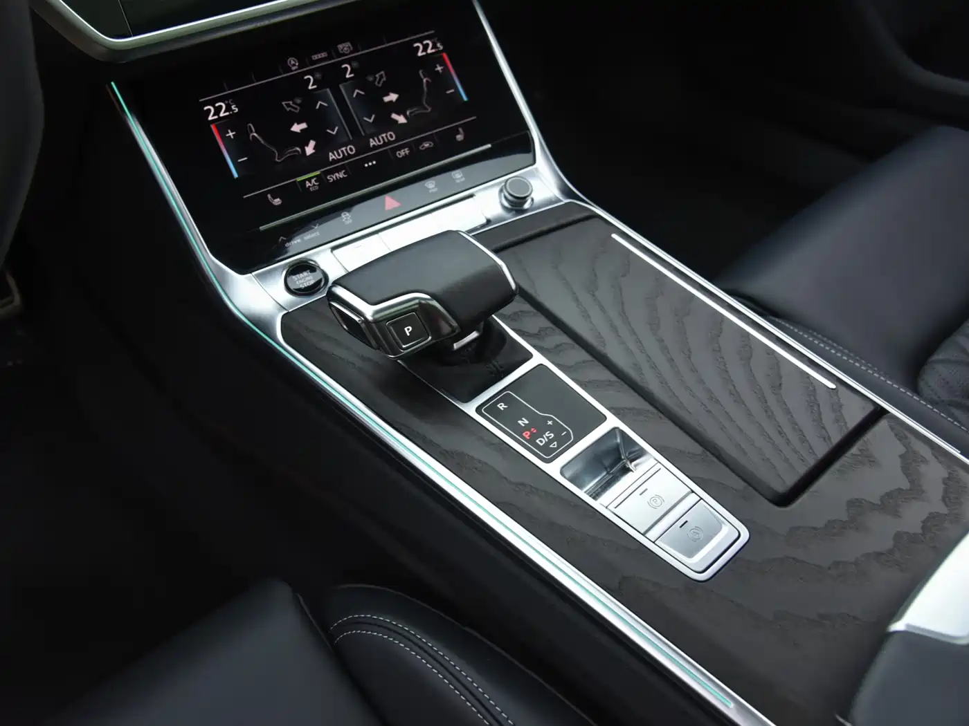 Audi A6L 2025 45 TFSI quattro Premium Sport фото 9