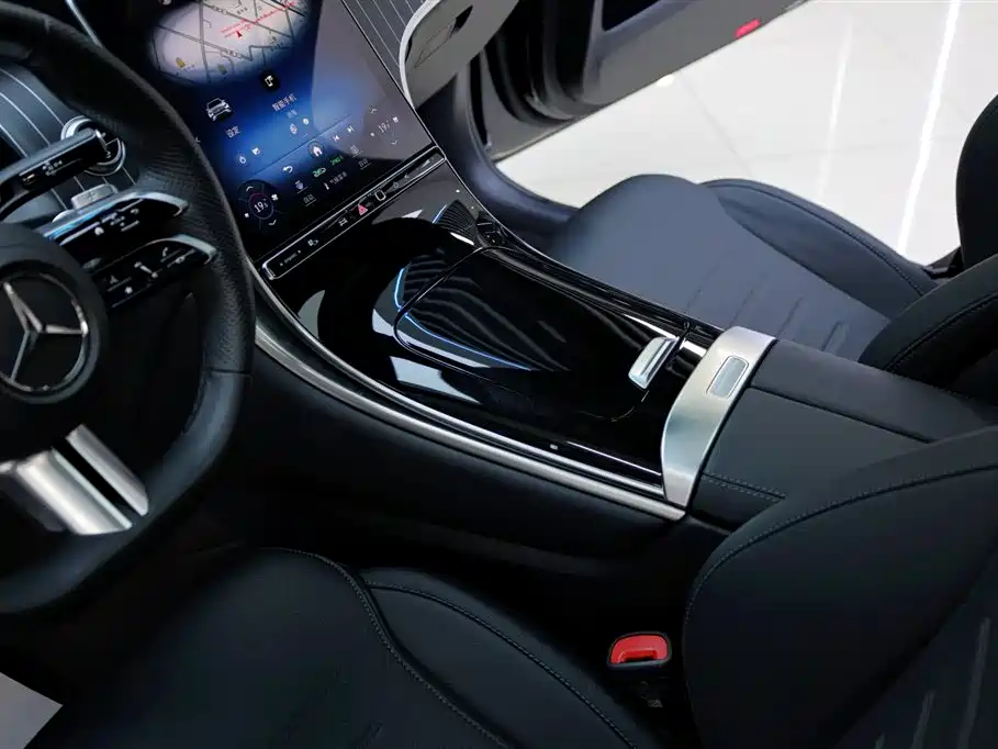 Mercedes-Benz GLC 2024 Facelift GLC 300 L 4MATIC Sport 5-seater фото 22
