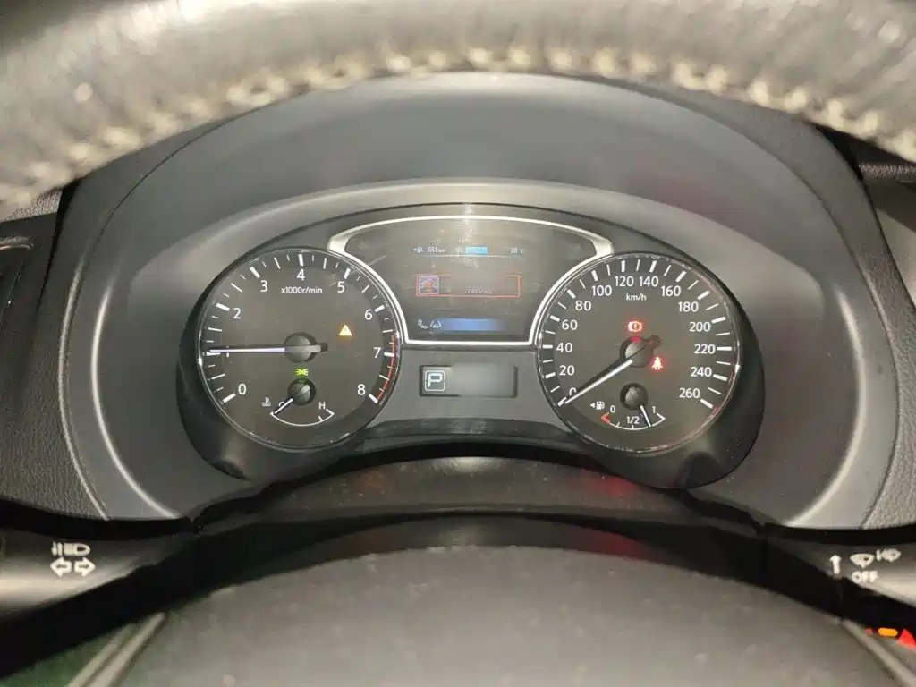 Photo 4 - Nissan Teana