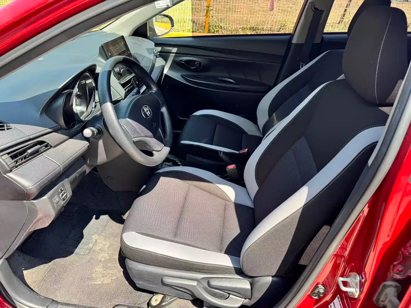 Toyota YARiS L Zhi Xuan 2020 1.5L CVT Leading Edition фото 6