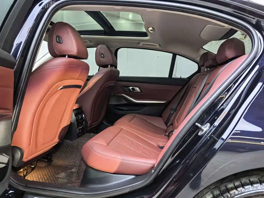 BMW 3 Series 2023 320Li M Sport Package фото 21