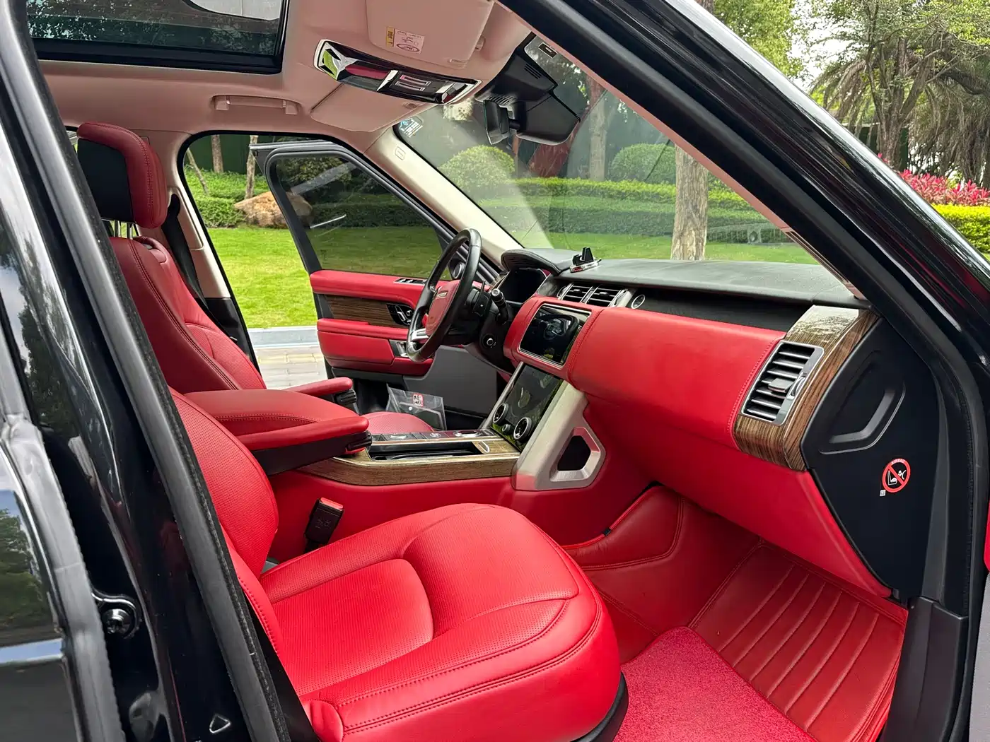 Land Rover Range Rover 2019 3.0 SCV6 Heritage Edition фото 10