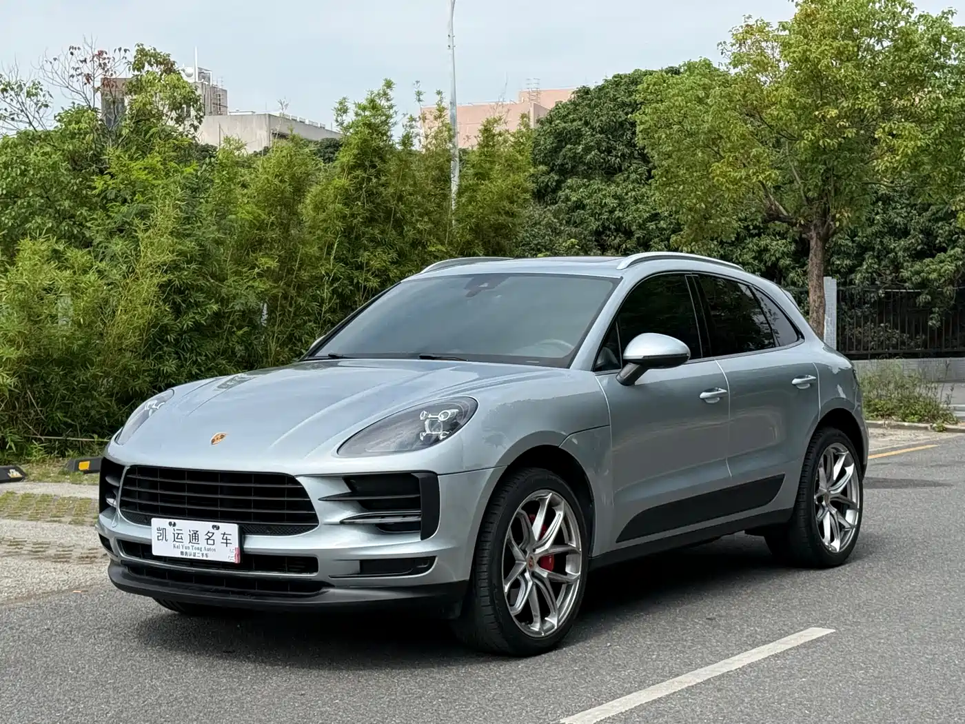 Porsche Macan 2022 Macan 2.0T фото 3