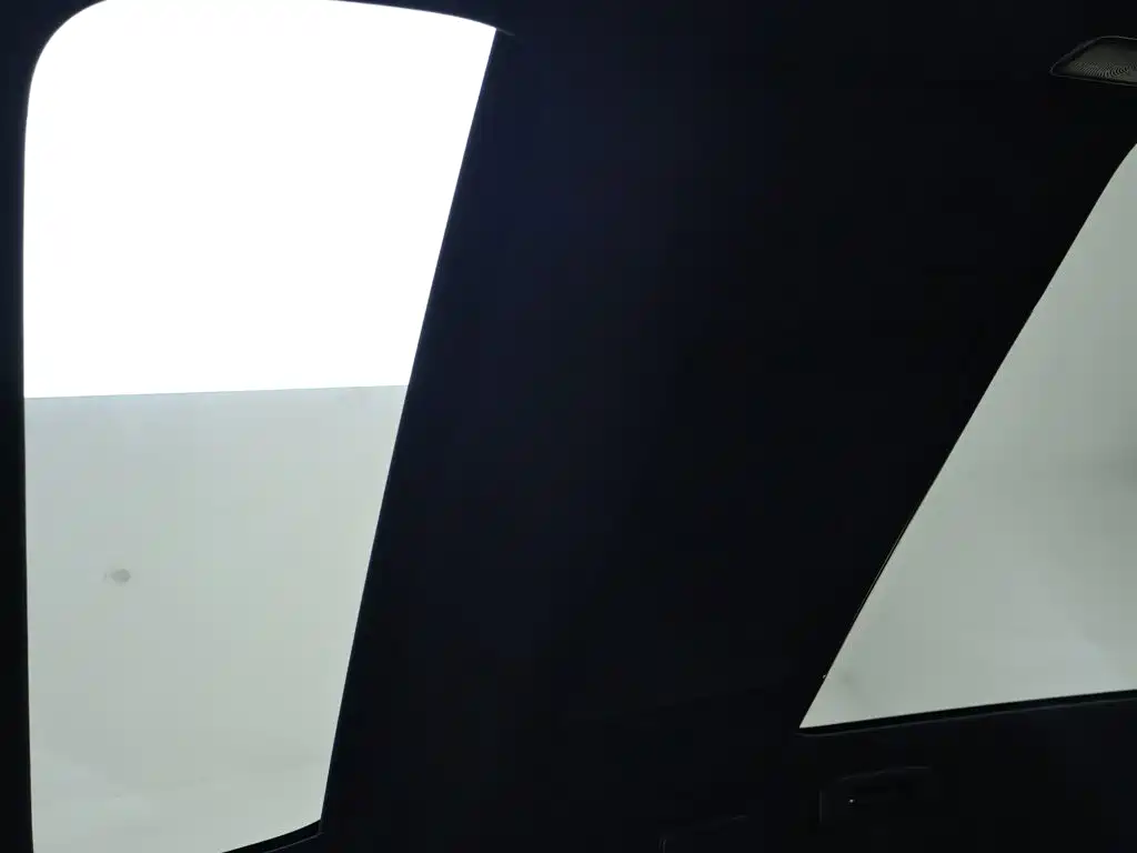 NIO ES8 2026 2025 Model 6-Seat Executive Luxury Edition