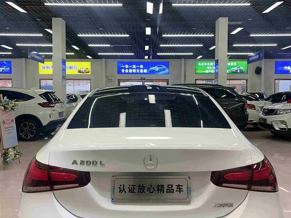 MERCEDES-BENZ A CLASS