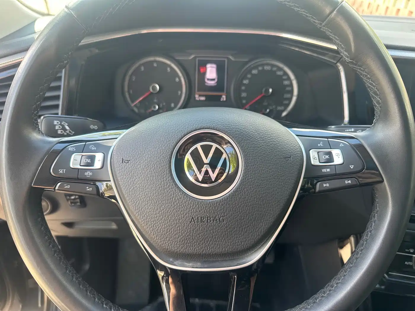 Volkswagen Tayron 2022 280TSI 2WD Luxury Smart Connect Edition фото 14