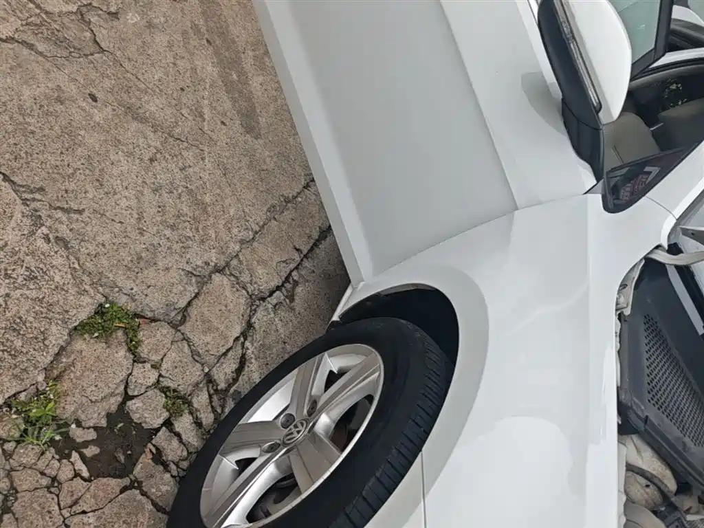 Volkswagen Golf 2016 230TSI Automatic Comfort фото 21