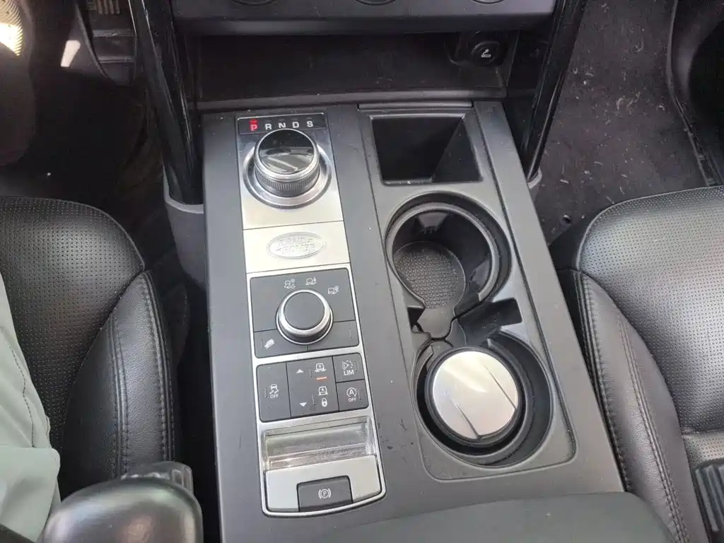 Photo 7 - Land Rover Discovery
