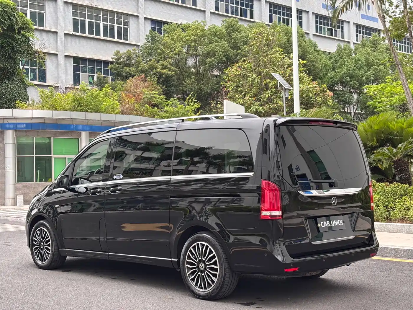 Mercedes-Benz V-Class 2018 V 260 Premium Edition China V фото 4