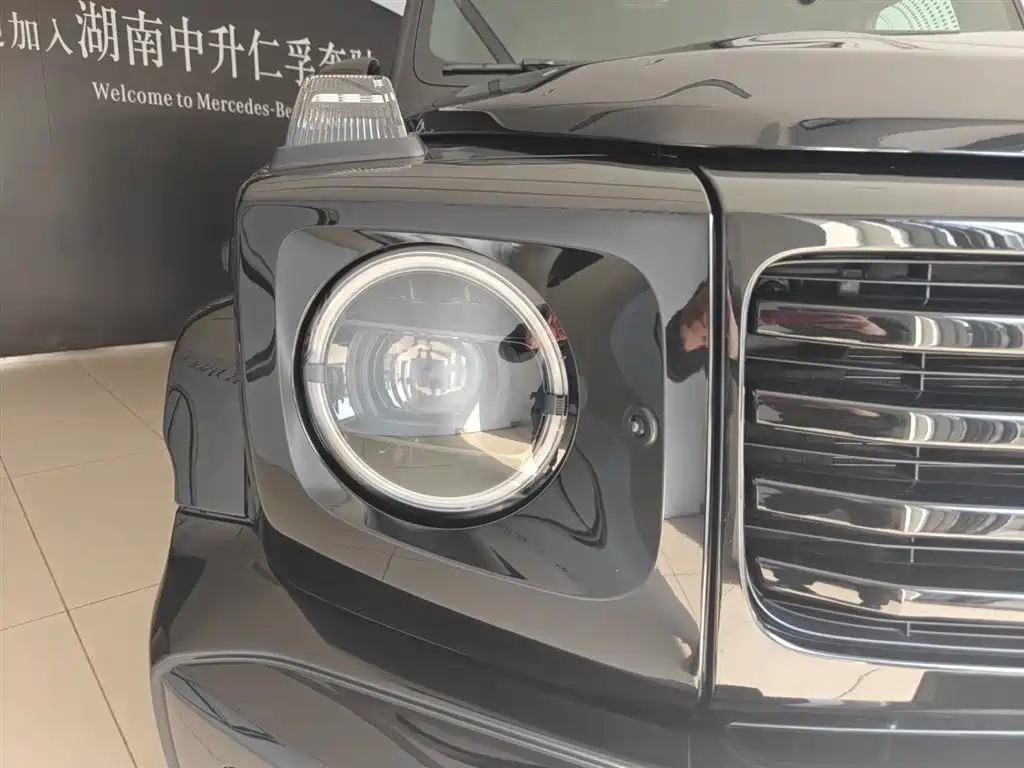 Mercedes-Benz G-Class New Energy 2025 G580 Launch Special Edition фото 3