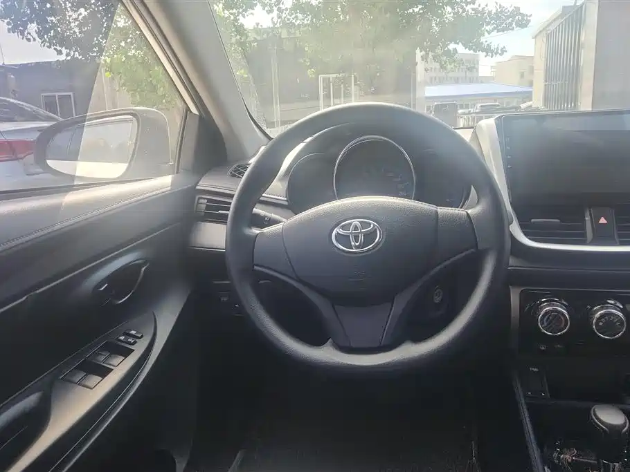 Toyota YARiS L Zhi Xuan 2019 1.5E CVT MeiDong Edition China VI фото 15
