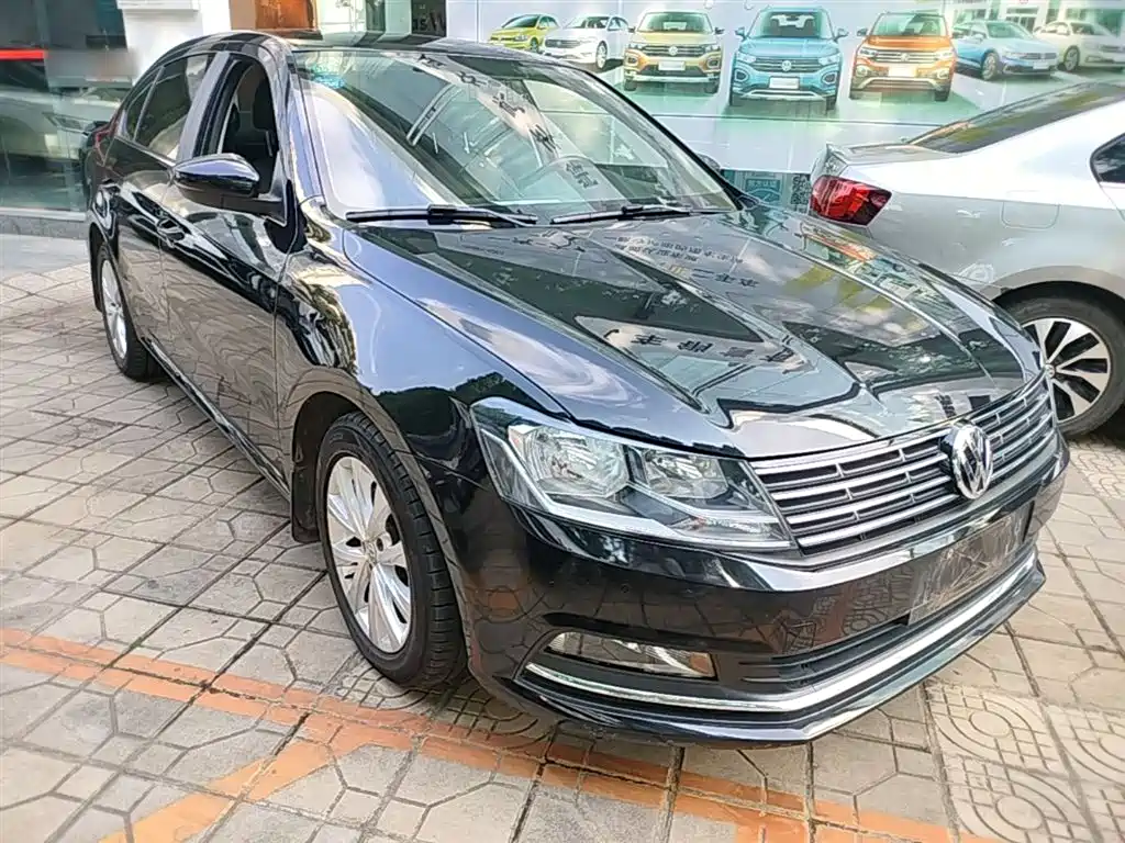 Volkswagen Lavida 2017 230TSI DSG Comfort Edition фото 4