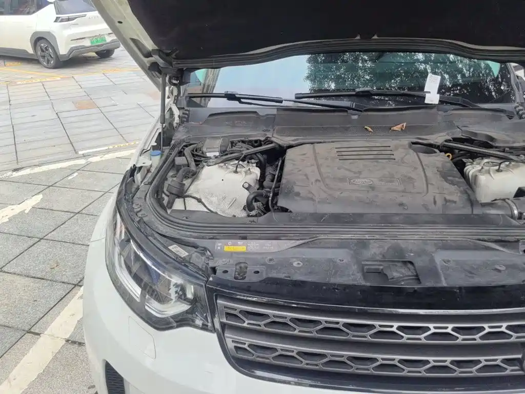 Photo 21 - Land Rover Discovery