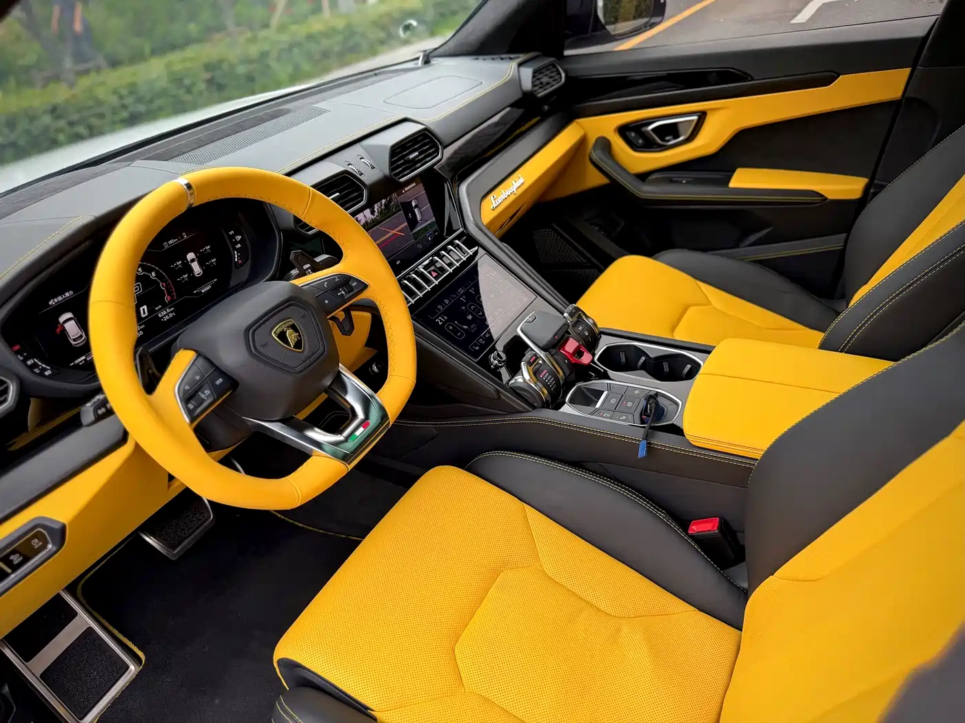 Lamborghini Urus 2021 4.0T V8 фото 13