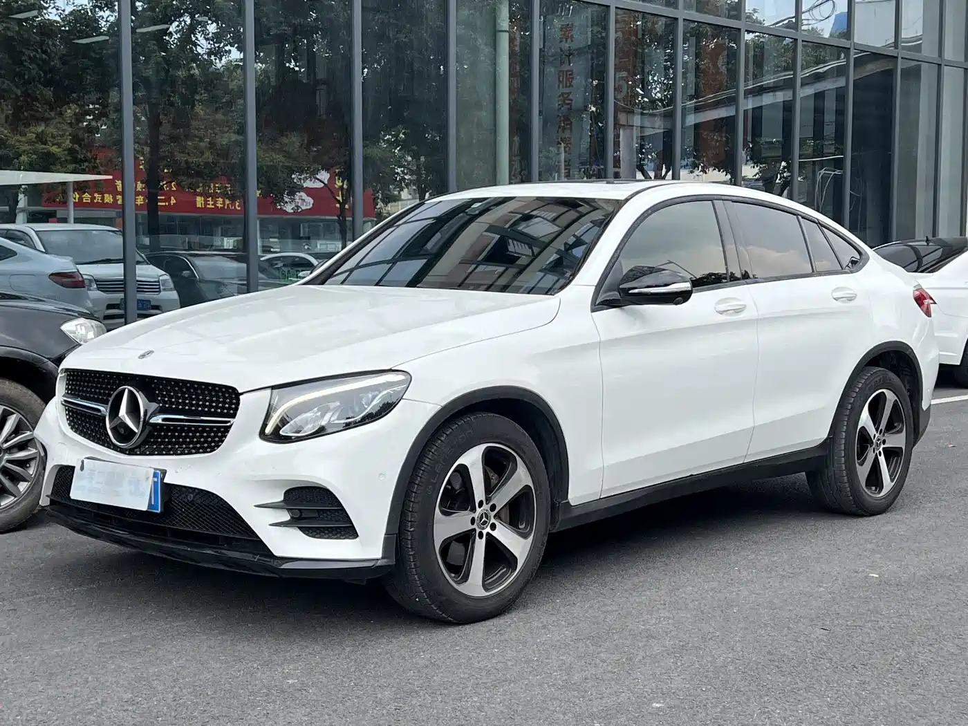 Mercedes-Benz GLC Coupe 2017 GLC 200 4MATIC Coupe SUV