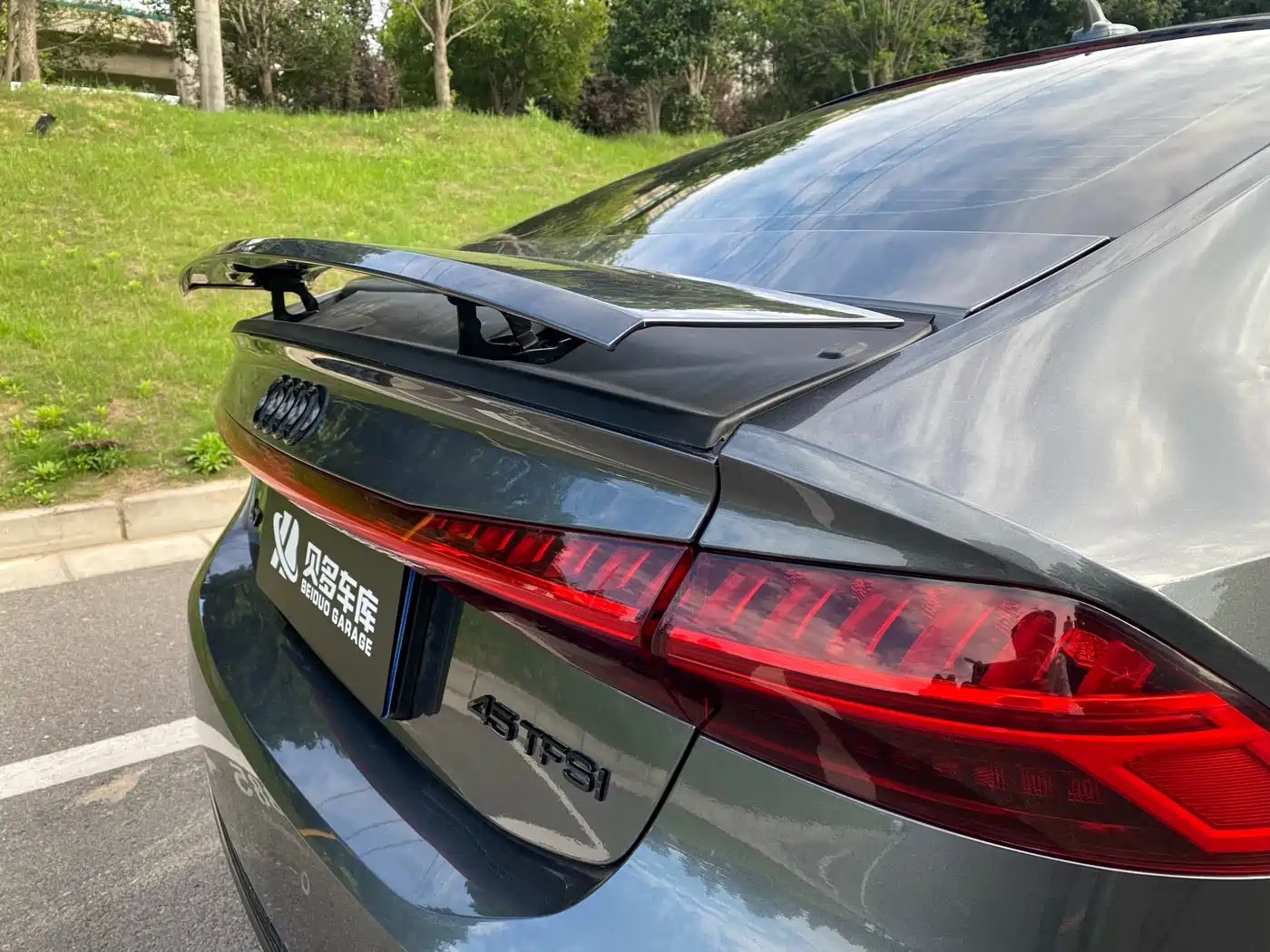 Audi A7 2023 Model 45 TFSI Premium Selection Edition фото 8