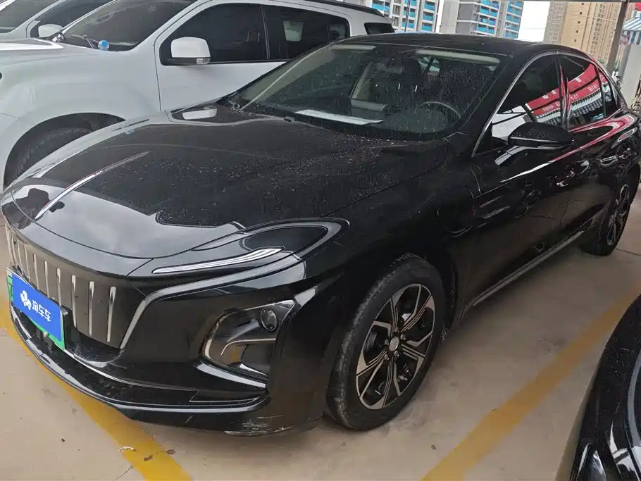 Hongqi E-QM5 2023 Facelift Basic Travel Edition