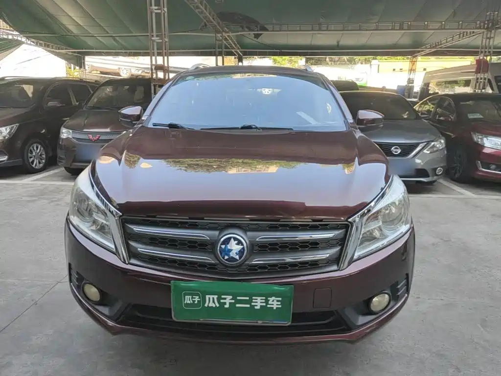 Venucia T70 2015 2015 2.0L CVT Ruixing Edition