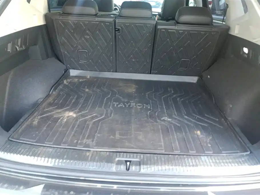 Volkswagen Tayron 2024 330TSI 2WD Luxury Plus Advanced фото 4