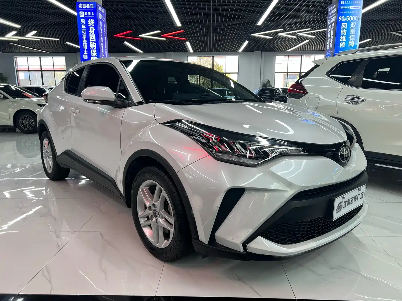 Toyota C-HR 2023 Model 2.0L Comfort Edition фото 4