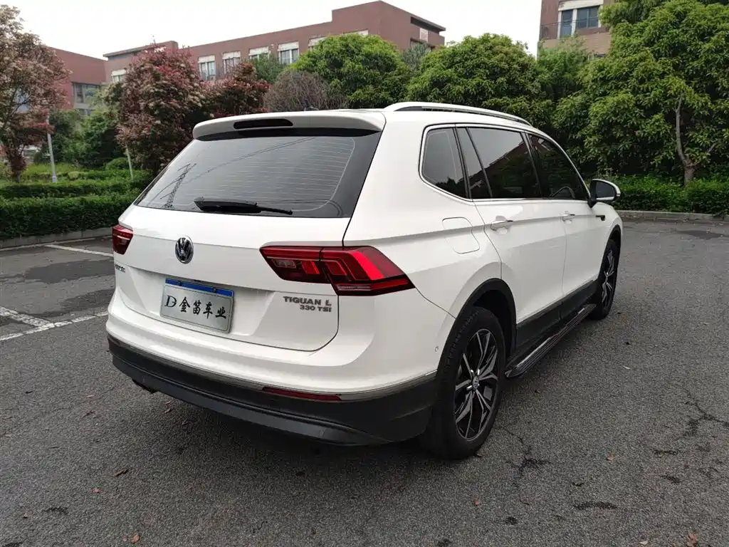 Volkswagen Tiguan L 2020 330TSI Auto 2WD Smart Luxury China VI фото 11