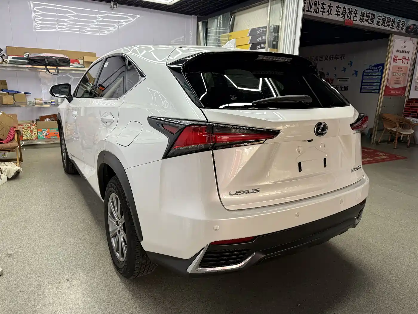 Lexus NX 2018 Model 200 FWD Fengxing Edition China V фото 4