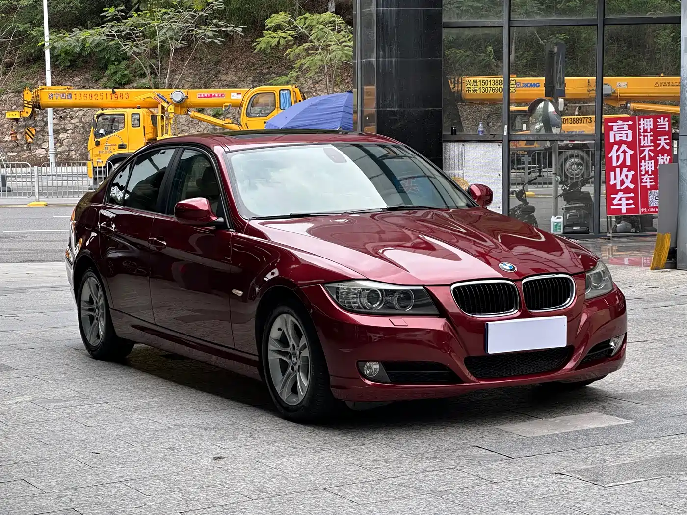 BMW 3 Series (Import) 2012 318i Leading фото 3