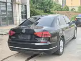 Photo 7 - Volkswagen Passat