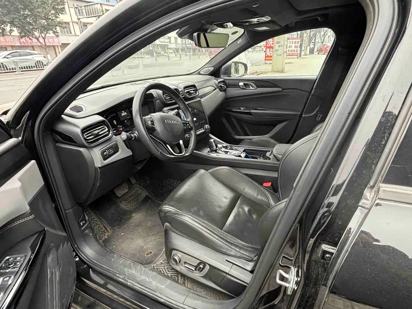 Lynk & Co 03 2021 2.0TD Auto Jin Champion Edition фото 3