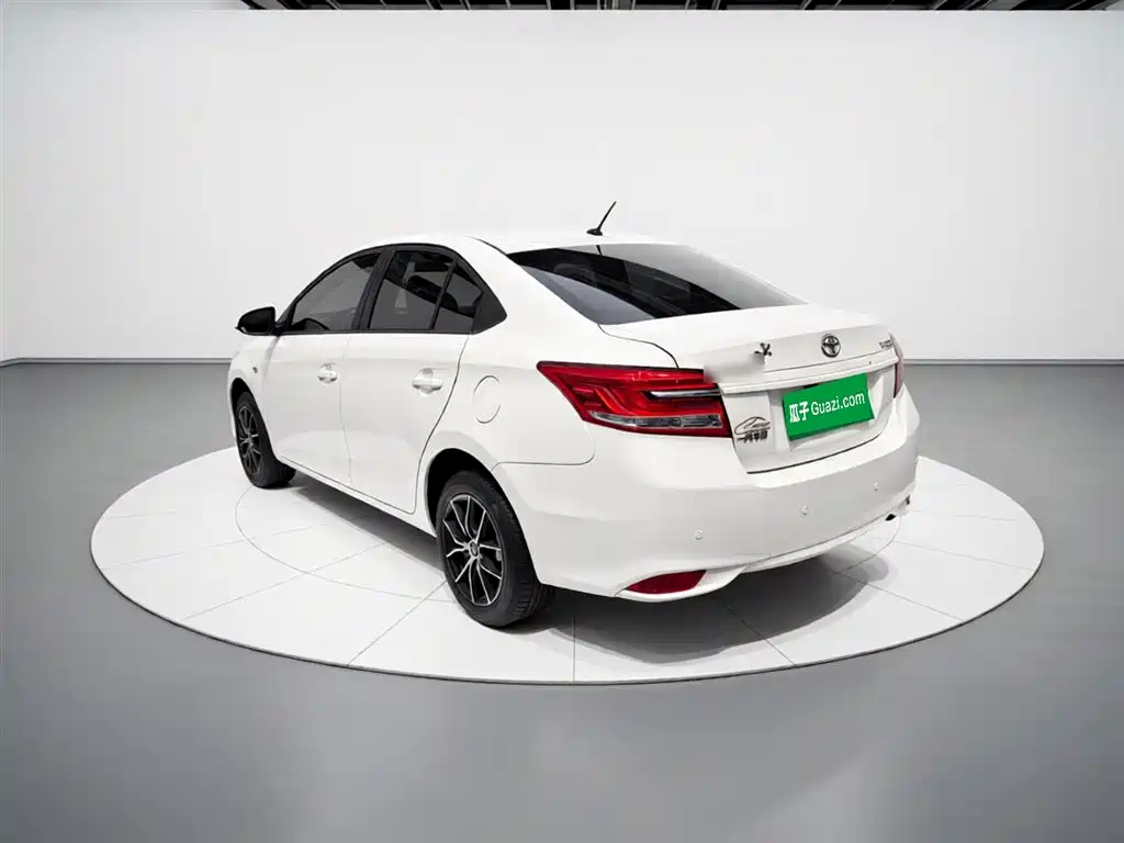 Toyota Vios 2017 1.5L CVT Pioneer фото 4