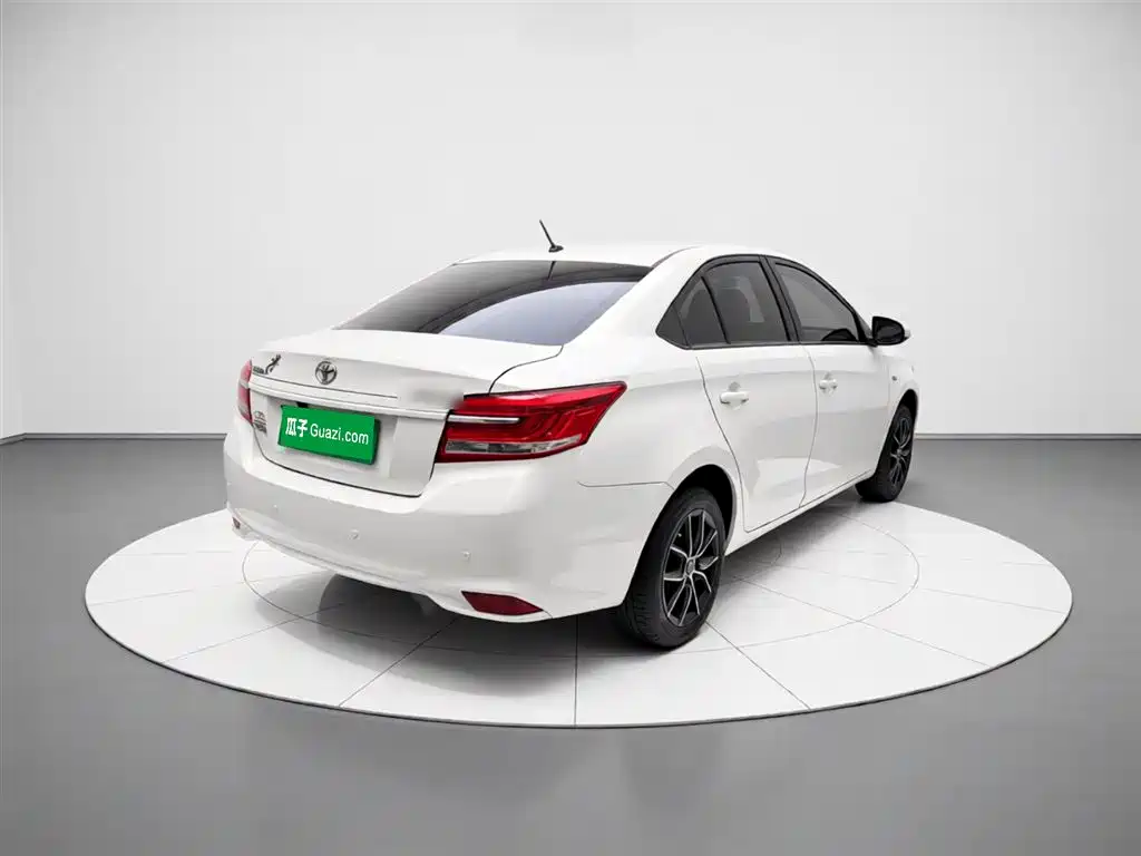 Toyota Vios 2017 1.5L CVT Pioneer фото 6