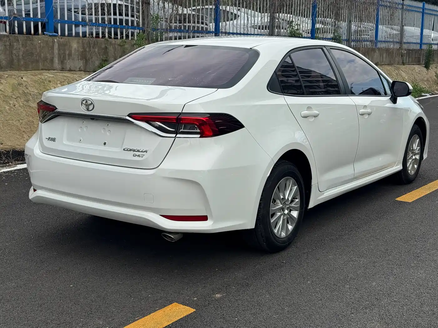 Toyota Corolla 2019 1.2T S-CVT GL-i Elite Edition фото 8