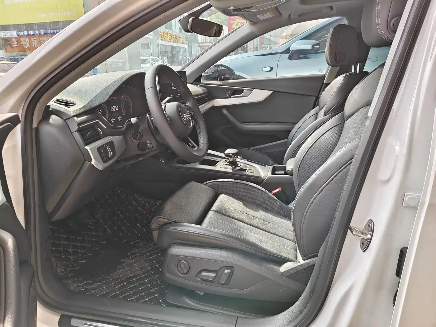 Audi A4L 2023 40 TFSI Fashion Dynamic фото 3