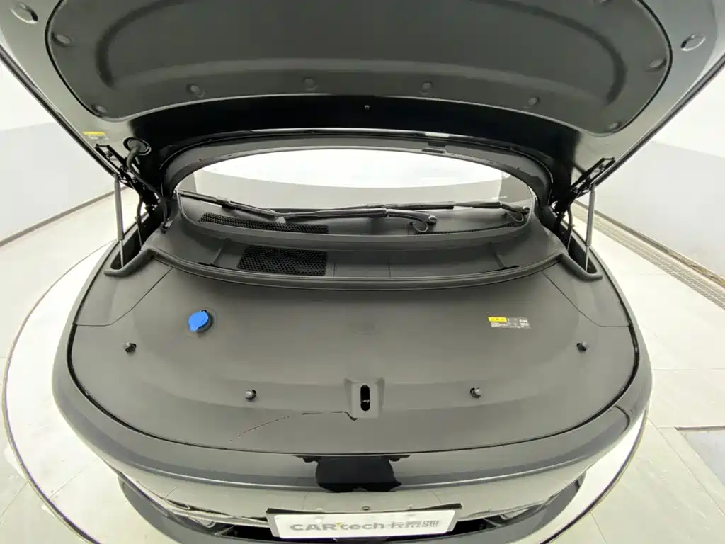 Li Auto Li i8 2026 2025 Standard Edition