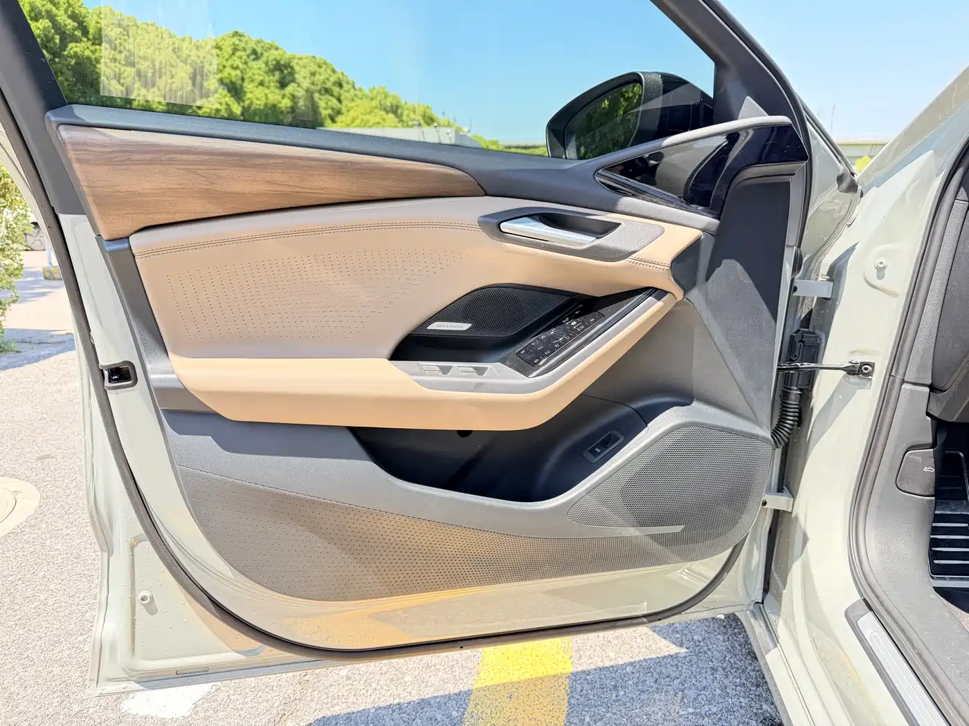 Audi A6L e-tron 2026 Model Pioneer Edition фото 5