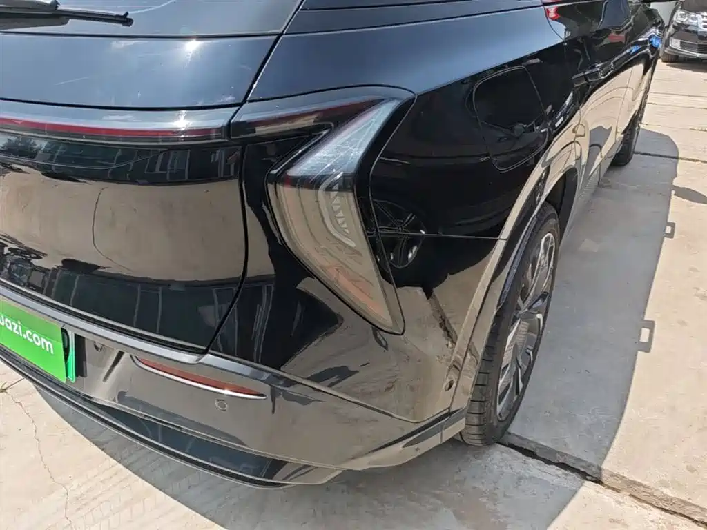 Hongqi Tian Gong 08 2025 680 Ultra AWD фото 24