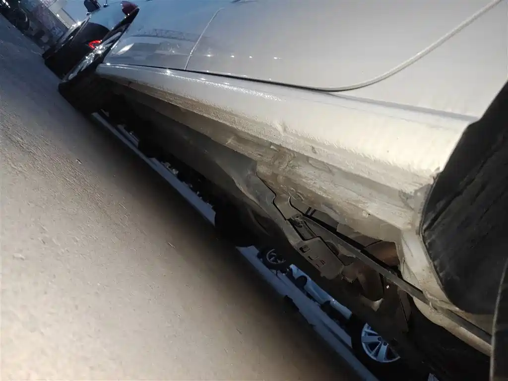 Volkswagen Polo 2016 1.4L Automatic Trend фото 21
